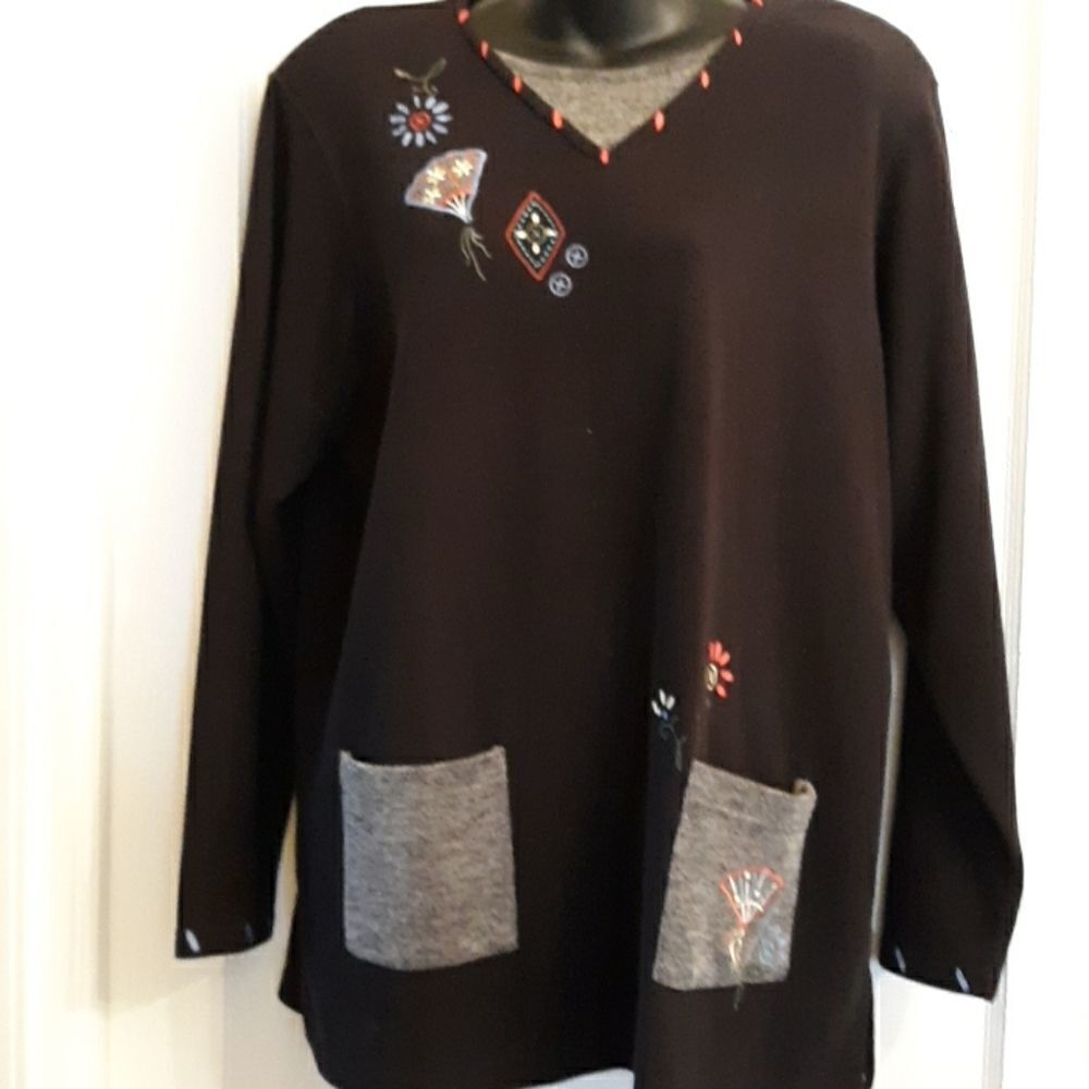Napa Valley Black embroidered ribbed tunic top